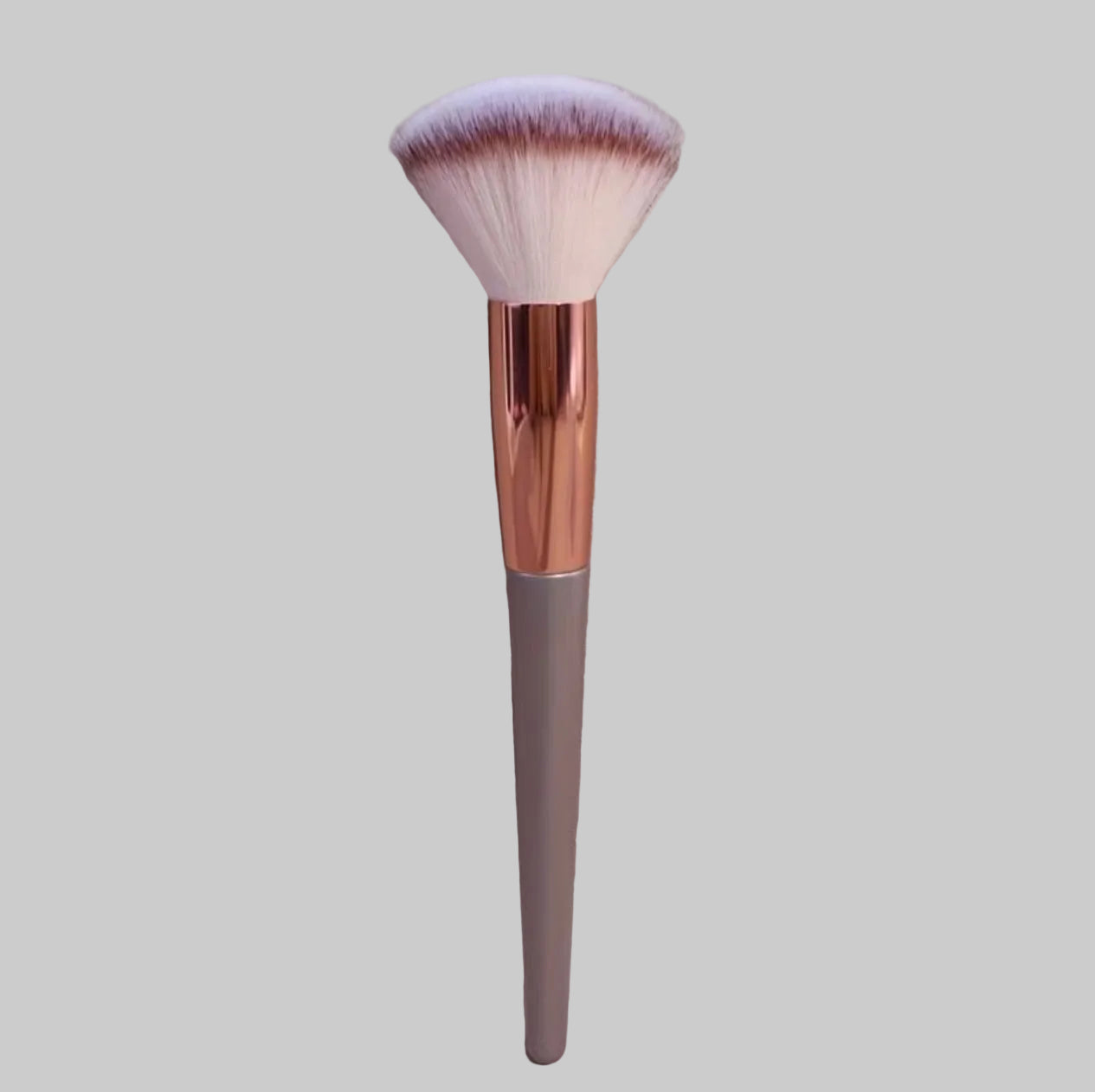 Eiry Brush ✨