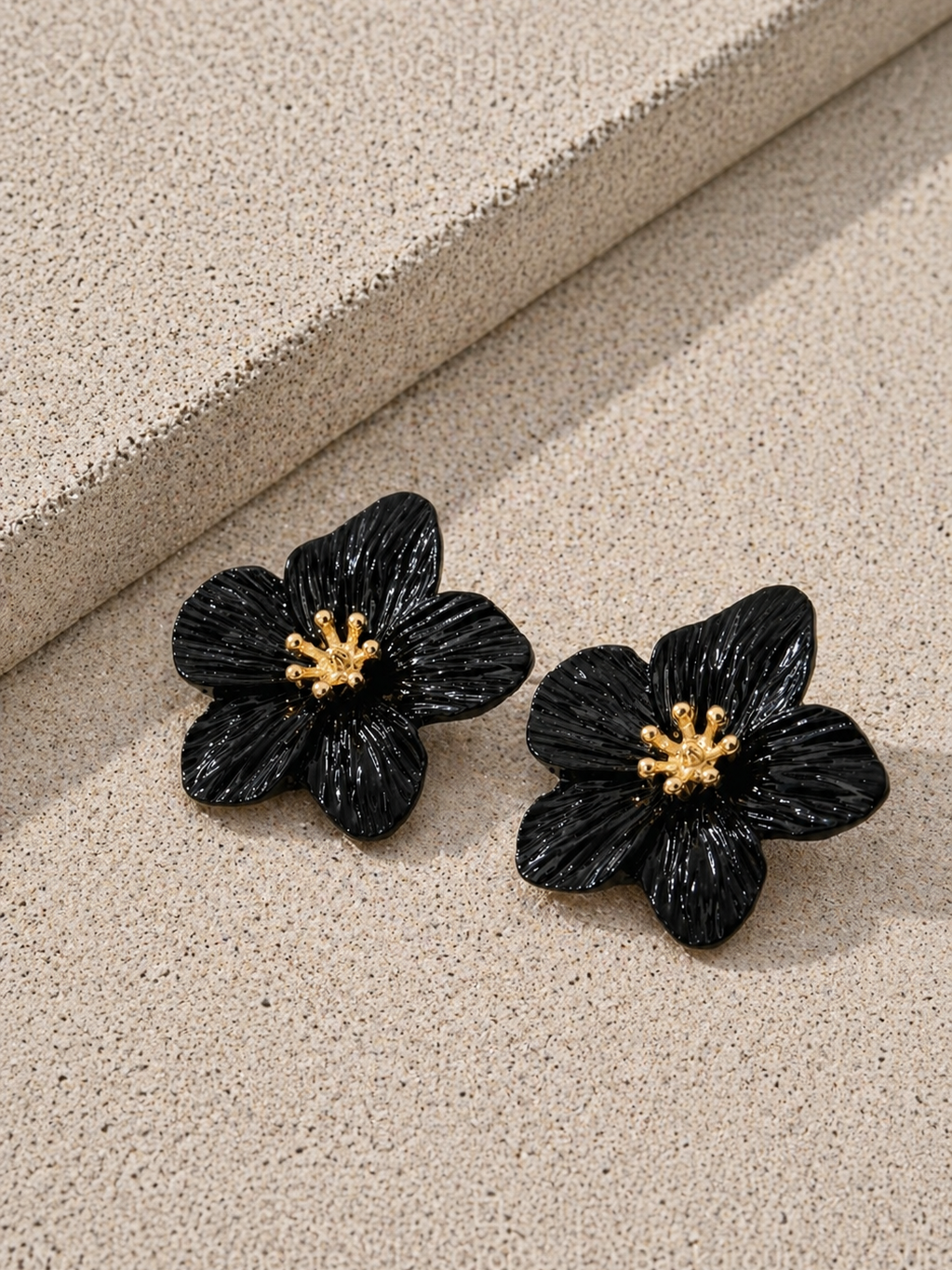 Ατσάλινα Σκουλαρίκια •Black Blossom